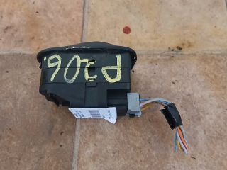 bontott PEUGEOT 206 Ablakemelő Kapcsoló Négyes / Kettes
