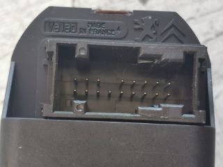 bontott PEUGEOT 206 Ablakemelő Kapcsoló Négyes / Kettes