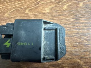 bontott PEUGEOT 206 Ablakemelő Kapcsoló Négyes / Kettes