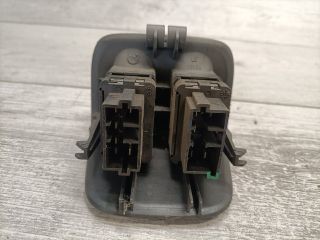 bontott PEUGEOT 206 Ablakemelő Kapcsoló Négyes / Kettes