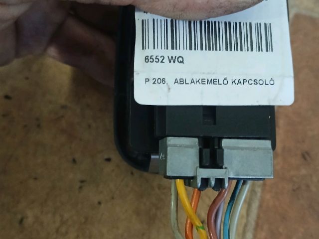 bontott PEUGEOT 206 Ablakemelő Kapcsoló Négyes / Kettes