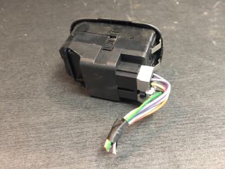 bontott PEUGEOT 206 Ablakemelő Kapcsoló Négyes / Kettes