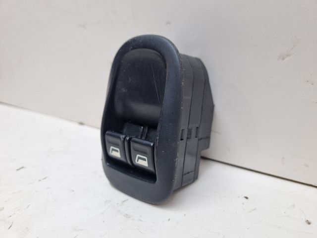 bontott PEUGEOT 206 Ablakemelő Kapcsoló (Pozíciófüggetlen)