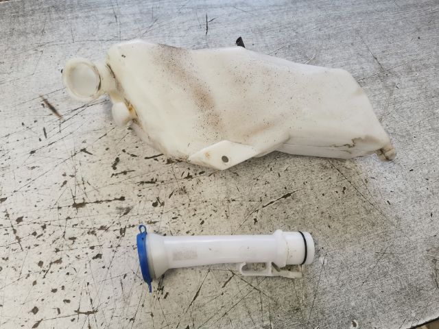 bontott PEUGEOT 206 Ablakmosó Tartály