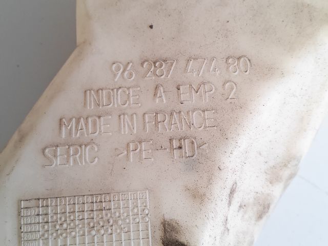 bontott PEUGEOT 206 Ablakmosó Tartály