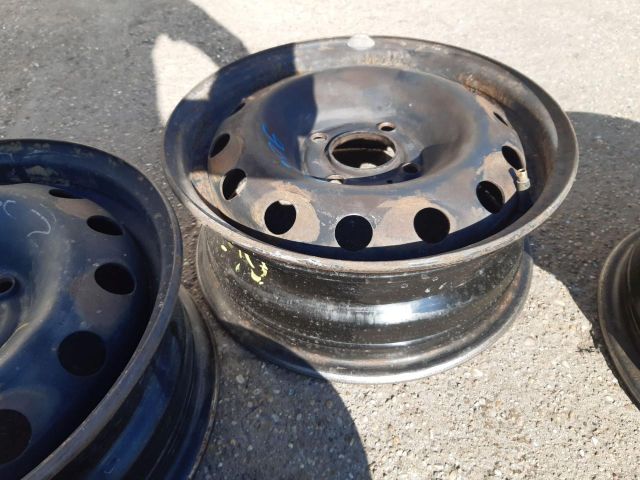 bontott PEUGEOT 206 Acélfelni Szett Gumival