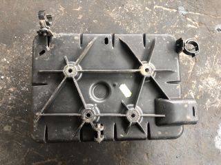 bontott PEUGEOT 206 Akkumulátor Tartó