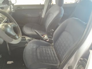 bontott PEUGEOT 206 Bal A Oszlop Burkolat