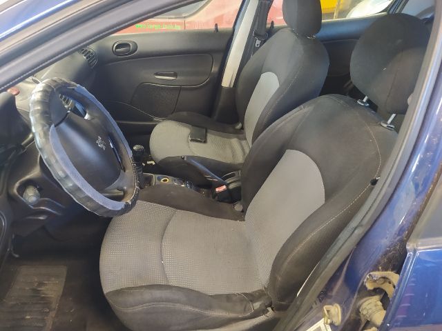 bontott PEUGEOT 206 Bal C Oszlop Burkolat