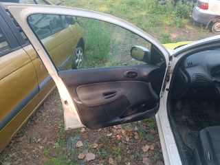 bontott PEUGEOT 206 Bal C Oszlop Burkolat
