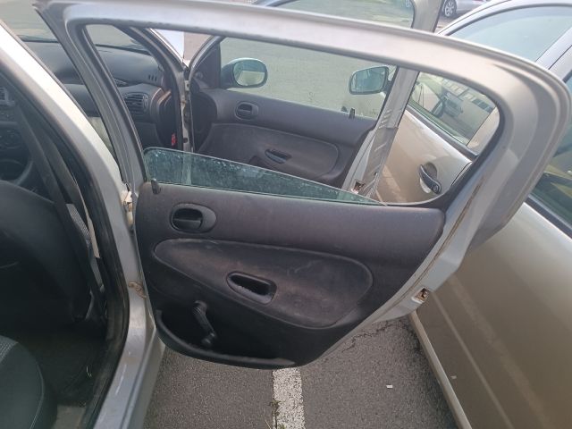bontott PEUGEOT 206 Bal C Oszlop Burkolat