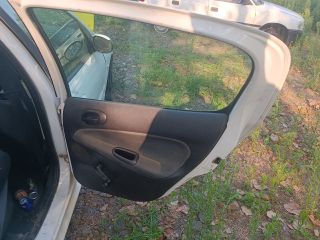 bontott PEUGEOT 206 Bal C Oszlop Burkolat