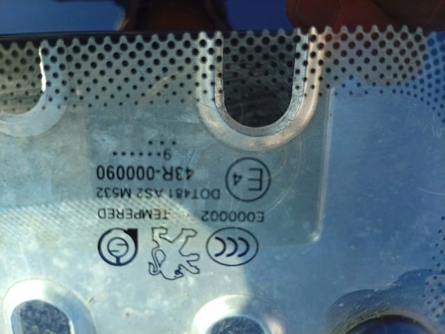 bontott PEUGEOT 206 Bal C Oszlop Oldalablak Üveg