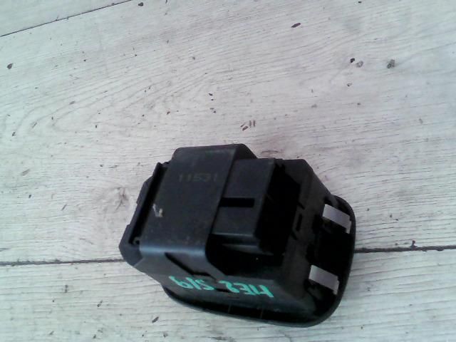 bontott PEUGEOT 206 Bal első Ablakemelő Kapcsoló