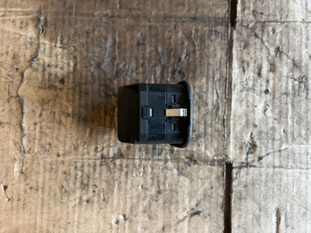 bontott PEUGEOT 206 Bal első Ablakemelő Kapcsoló