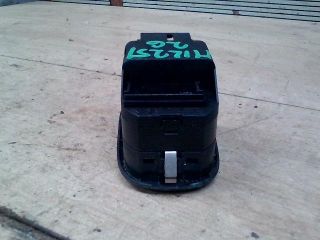 bontott PEUGEOT 206 Bal első Ablakemelő Kapcsoló