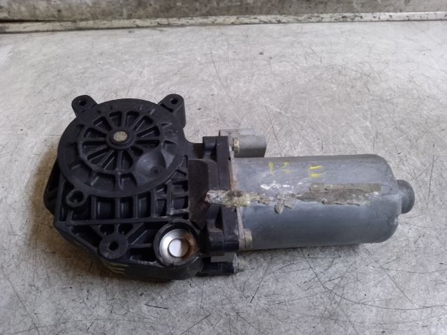 bontott PEUGEOT 206 Bal első Ablakemelő Motor