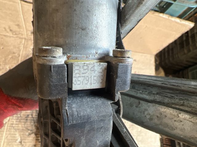 bontott PEUGEOT 206 Bal első Ablakemelő Szerkezet (Elektromos)