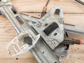 bontott PEUGEOT 206 Bal első Ablakemelő Szerkezet (Elektromos)