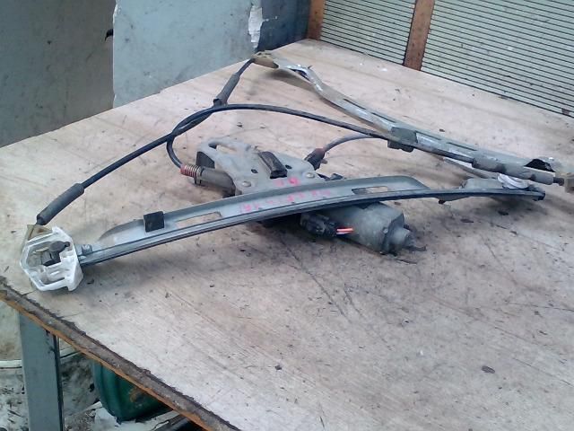 bontott PEUGEOT 206 Bal első Ablakemelő Szerkezet (Elektromos)