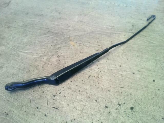 bontott PEUGEOT 206 Bal első Ablaktörlő Kar