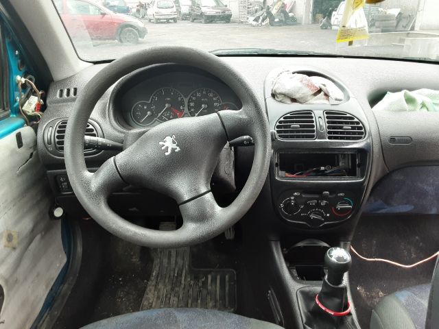 bontott PEUGEOT 206 Bal első Ajtó Kárpit