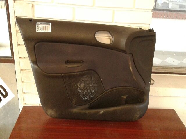 bontott PEUGEOT 206 Bal első Ajtó Kárpit