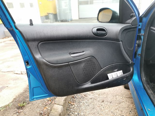 bontott PEUGEOT 206 Bal első Ajtó Kárpit