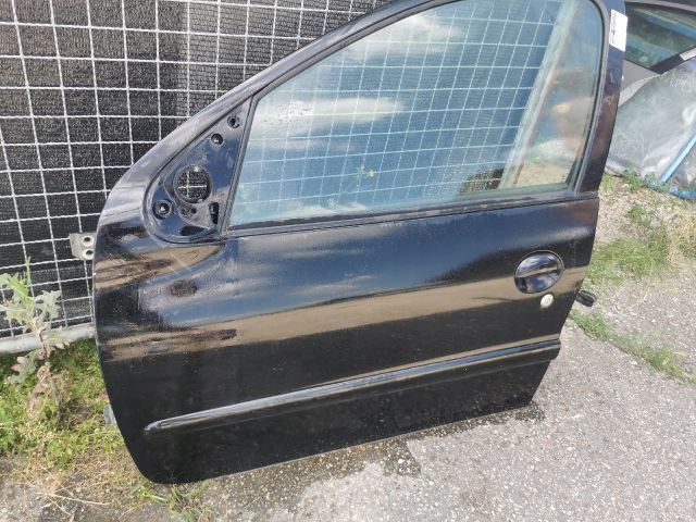 bontott PEUGEOT 206 Bal első Ajtó (Részeivel)