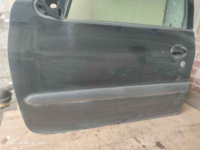 bontott PEUGEOT 206 Bal első Ajtó (Részeivel)