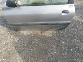 bontott PEUGEOT 206 Bal első Ajtó (Részeivel)