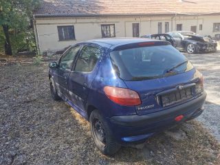 bontott PEUGEOT 206 Bal első Ajtó (Részeivel)