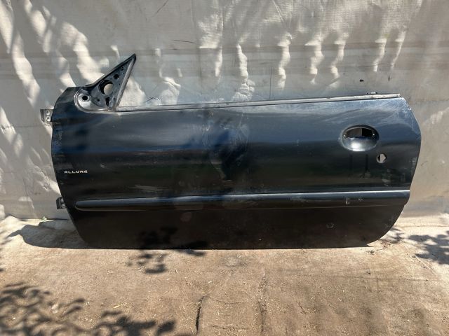 bontott PEUGEOT 206 Bal első Ajtó (Üres lemez)