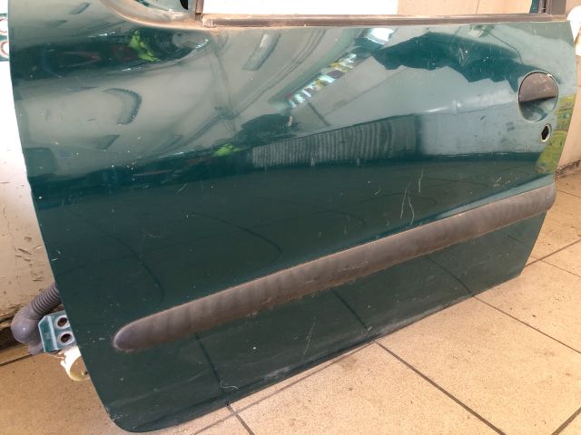 bontott PEUGEOT 206 Bal első Ajtó (Üres lemez)