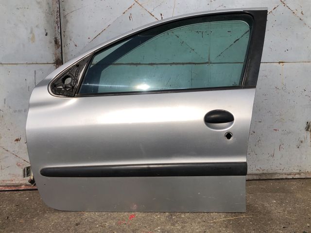 bontott PEUGEOT 206 Bal első Ajtó (Üres lemez)