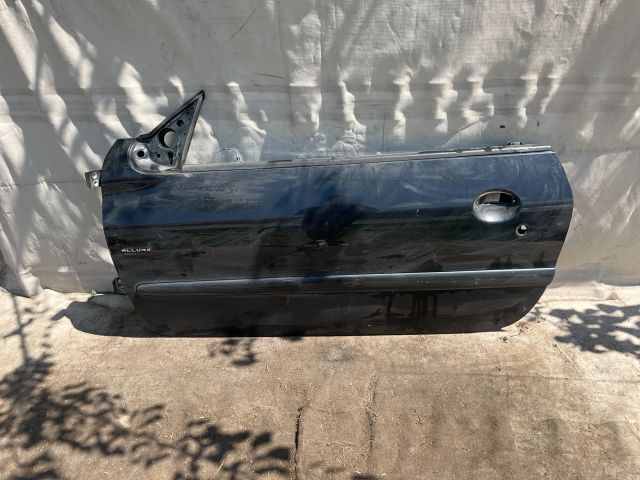 bontott PEUGEOT 206 Bal első Ajtó (Üres lemez)