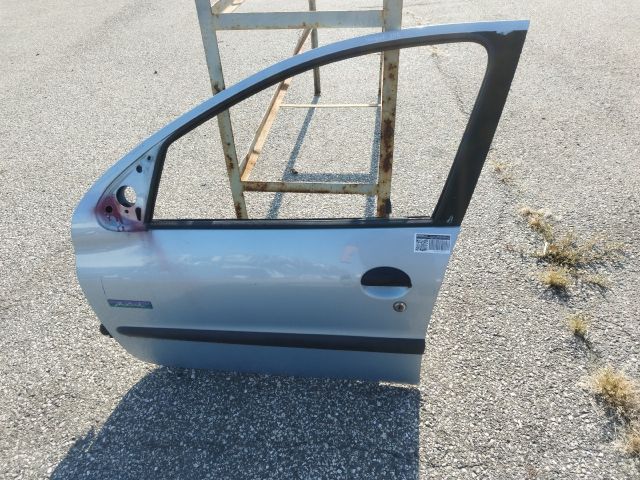 bontott PEUGEOT 206 Bal első Ajtó (Üres lemez)