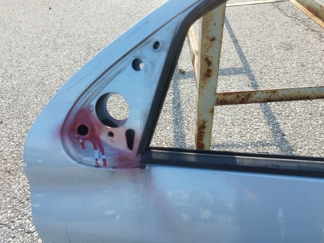 bontott PEUGEOT 206 Bal első Ajtó (Üres lemez)