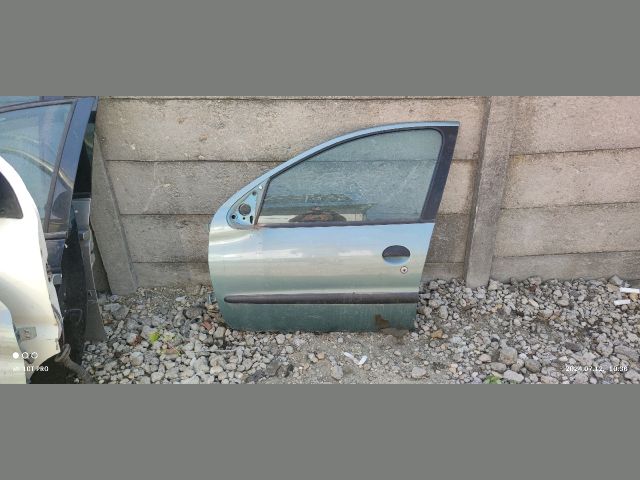 bontott PEUGEOT 206 Bal első Ajtó (Üres lemez)