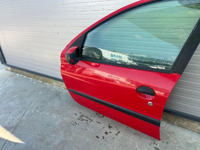 bontott PEUGEOT 206 Bal első Ajtó (Üres lemez)