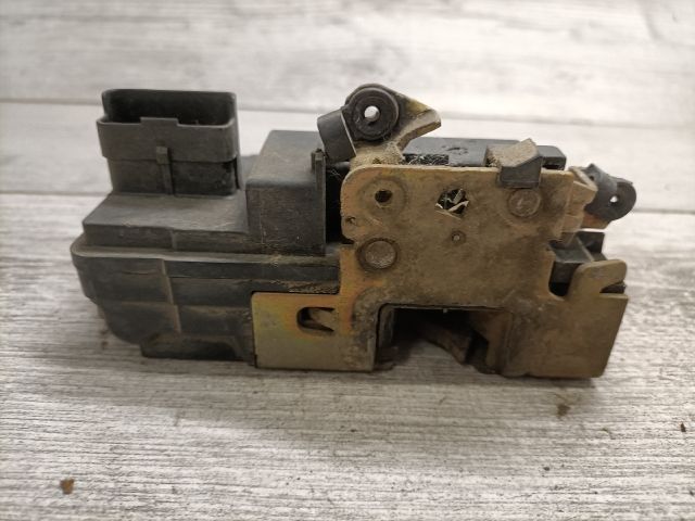 bontott PEUGEOT 206 Bal első Ajtózár