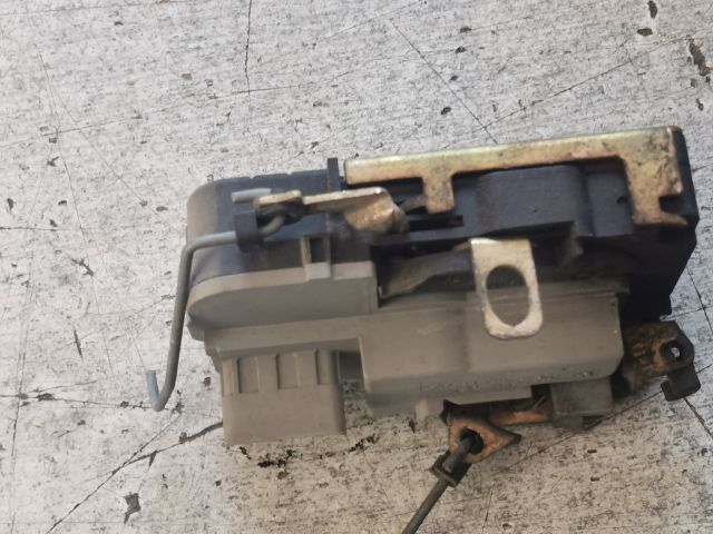 bontott PEUGEOT 206 Bal első Ajtózár