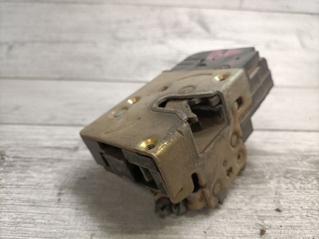 bontott PEUGEOT 206 Bal első Ajtózár