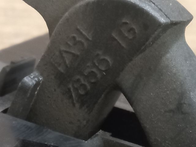 bontott PEUGEOT 206 Bal első Belső Kilincs