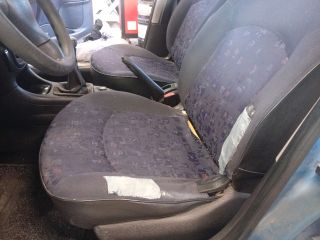 bontott PEUGEOT 206 Bal első Biztonsági Öv