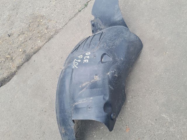 bontott PEUGEOT 206 Bal első Első Dobbetét (Kerékjárati, Műanyag)