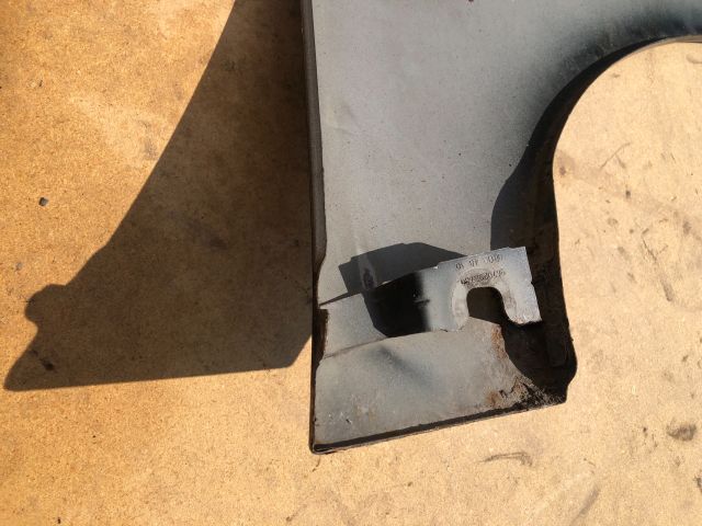 bontott PEUGEOT 206 Bal első Sárvédő