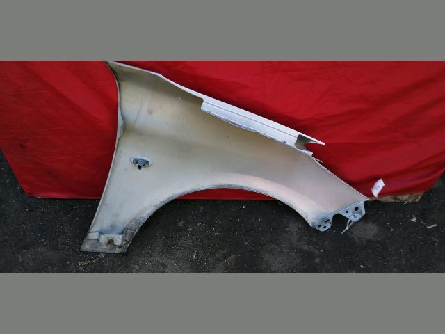 bontott PEUGEOT 206 Bal első Sárvédő