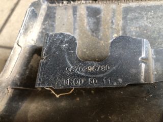 bontott PEUGEOT 206 Bal első Sárvédő