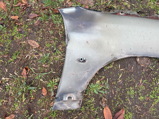 bontott PEUGEOT 206 Bal első Sárvédő